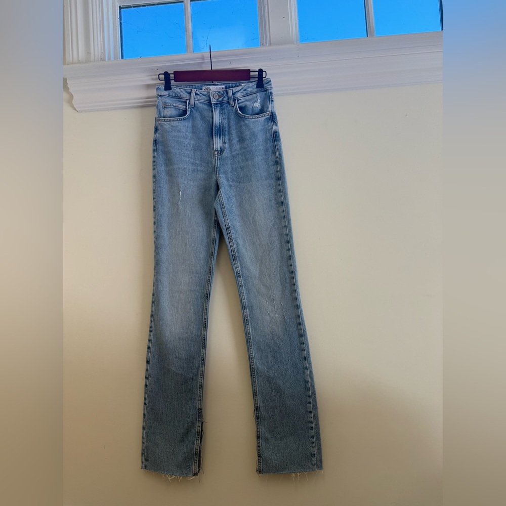ZARA High-Waisted Straight Leg Jeans – Light Wash size 4 - Picture 10 of 12